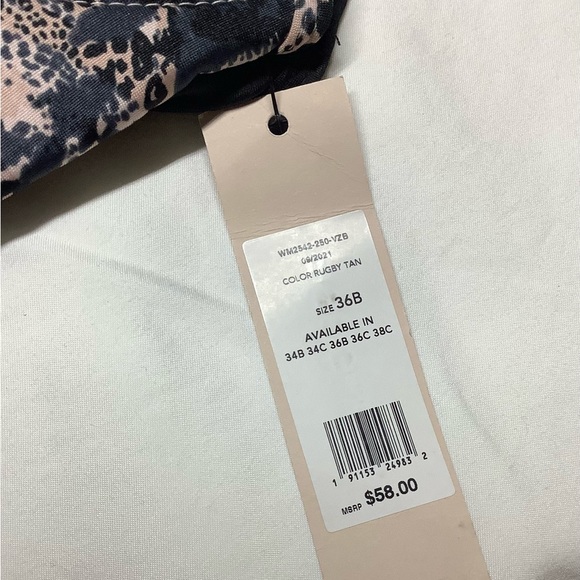 🆕 BCBGeneration Size 36B Sports Bras Set of 2 - Picture 6 of 7